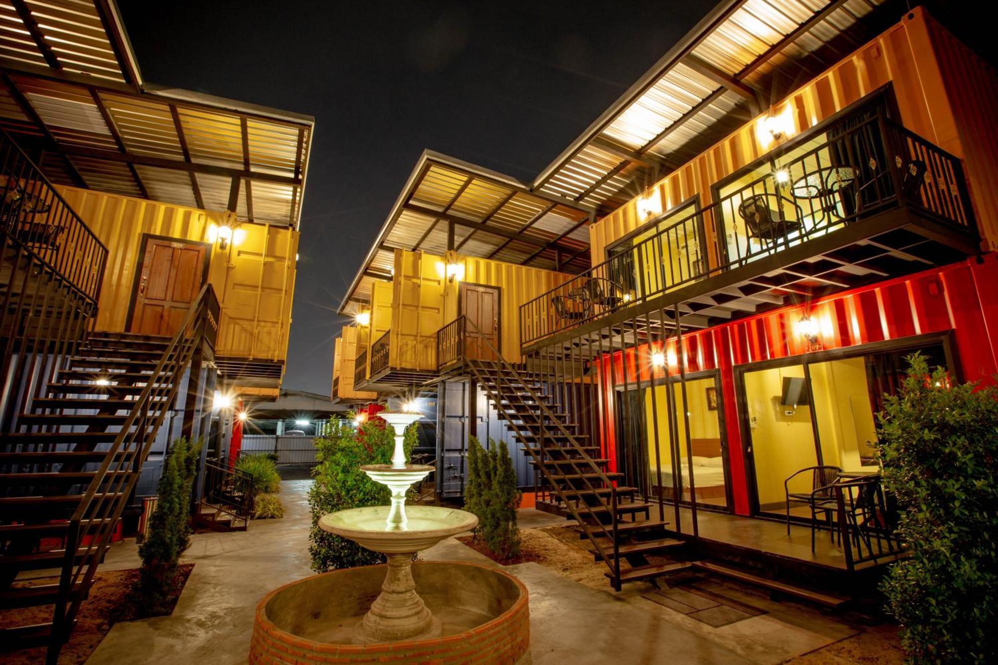 Tuscany Land Resort Donmuang Banguecoque Exterior foto