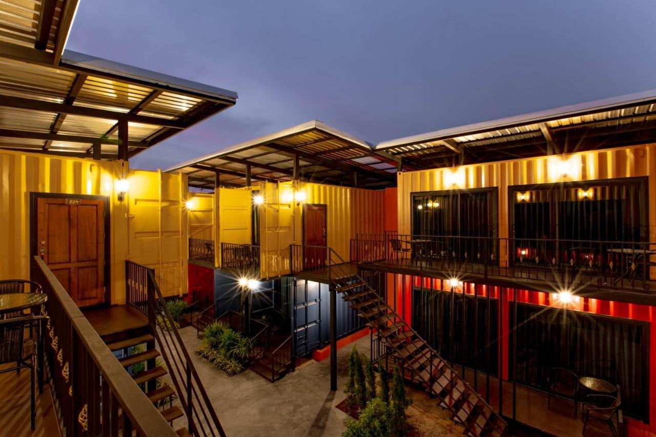 Tuscany Land Resort Donmuang Banguecoque Exterior foto